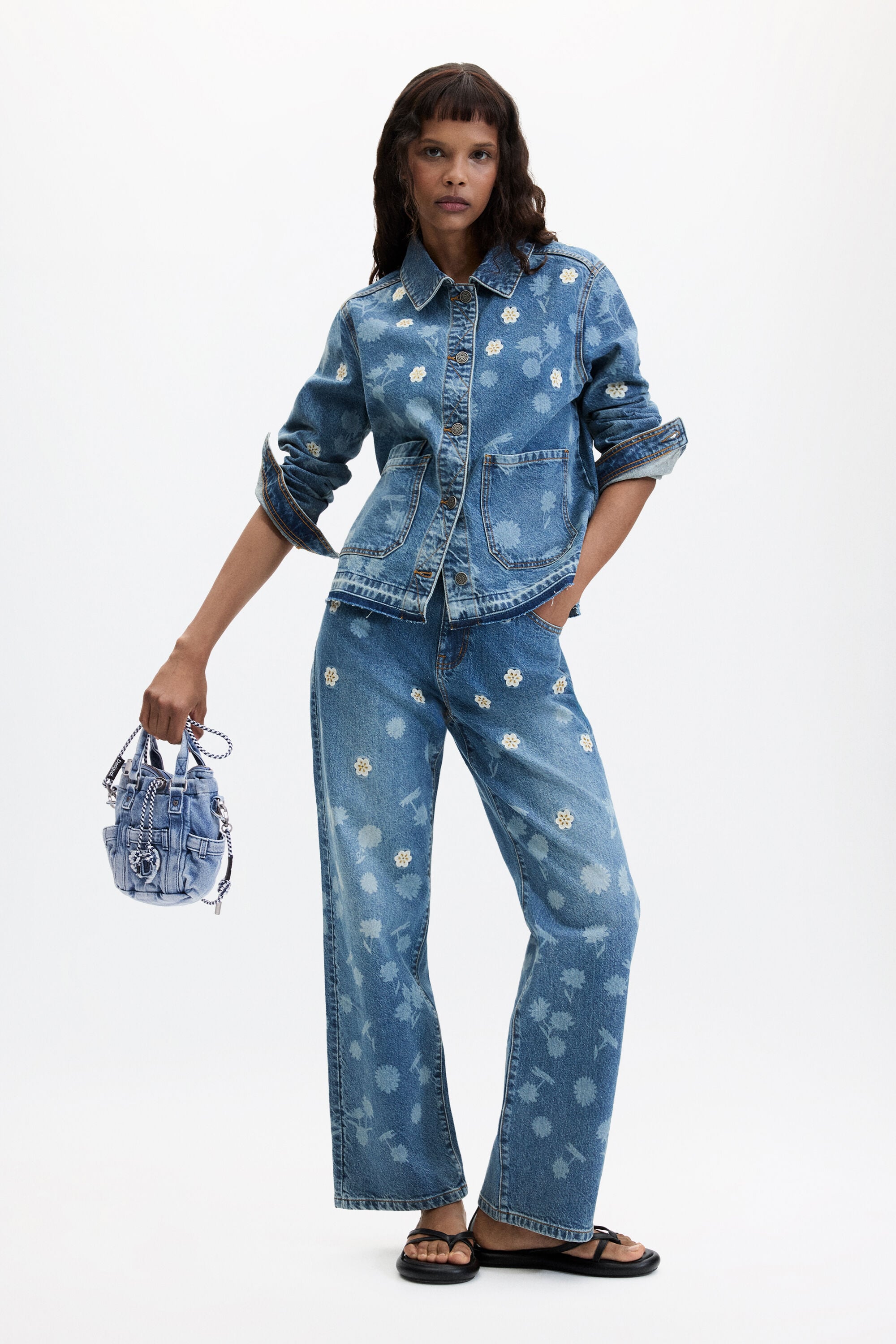 Desigual ハート柄デニムオーバーオール 小さなデニム財布 青 レディースアクセサリーの I Desigual.com
