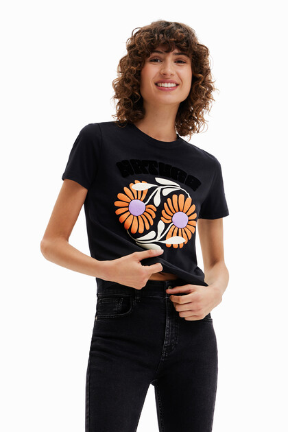T-shirt met bloemen "Save Nature"