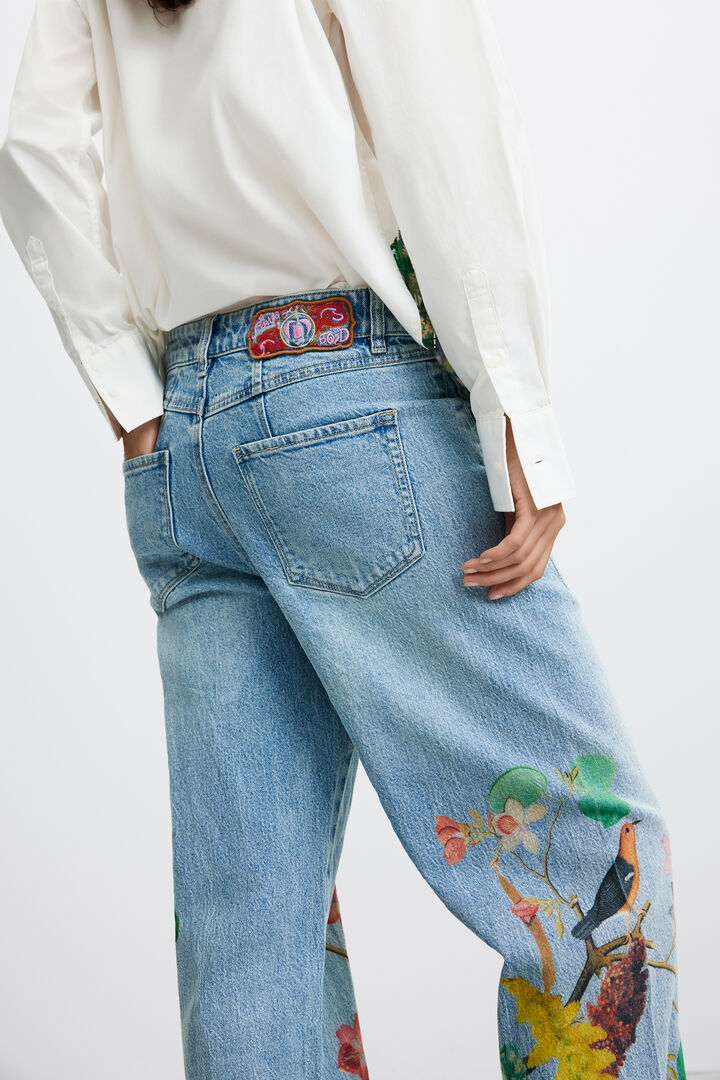 pantal&oacute;n vaquero regular flores