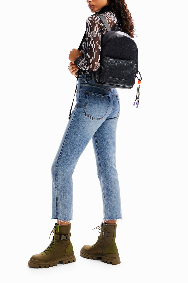 Small floral embroidery backpack | Desigual
