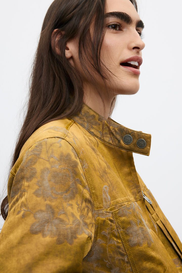 regular printed jacket