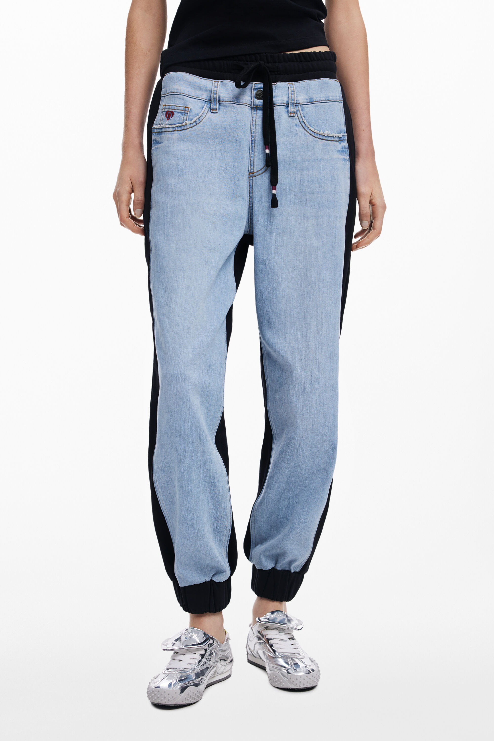 Desigual Contrast Jogger Jeans In Black