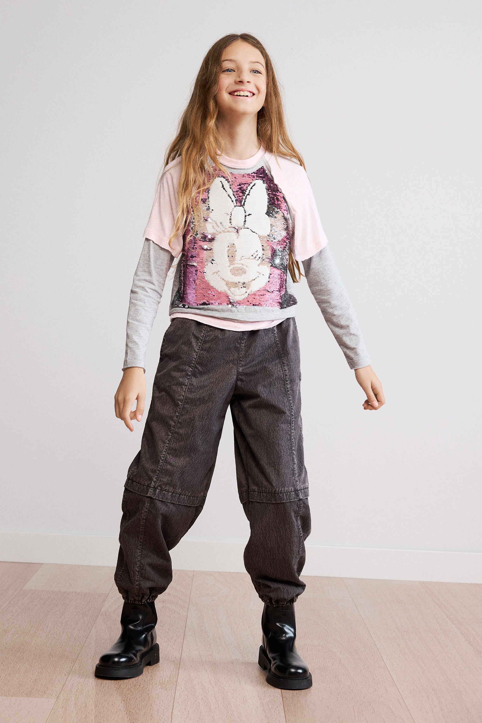 T-shirt met pailletten Minnie Mouse™ - RED - 11/12
