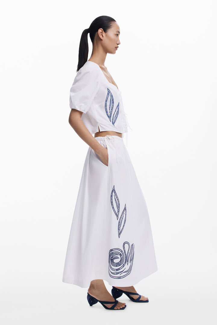 Embroidered puff-sleeve blouse | Desigual