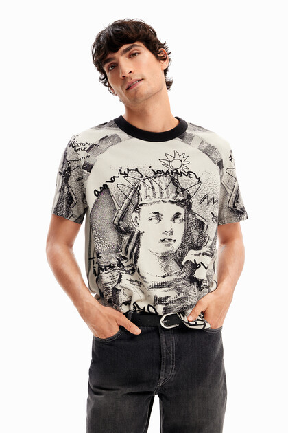 Contrast sphinx T-shirt