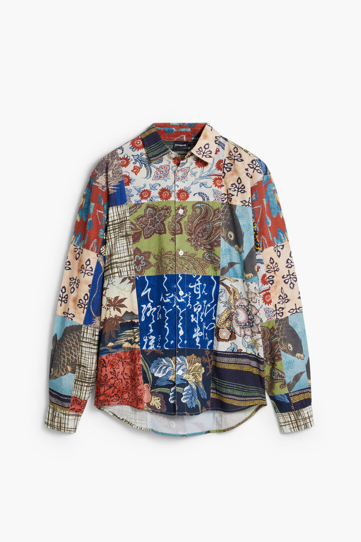 Camisa efeito patch carpa