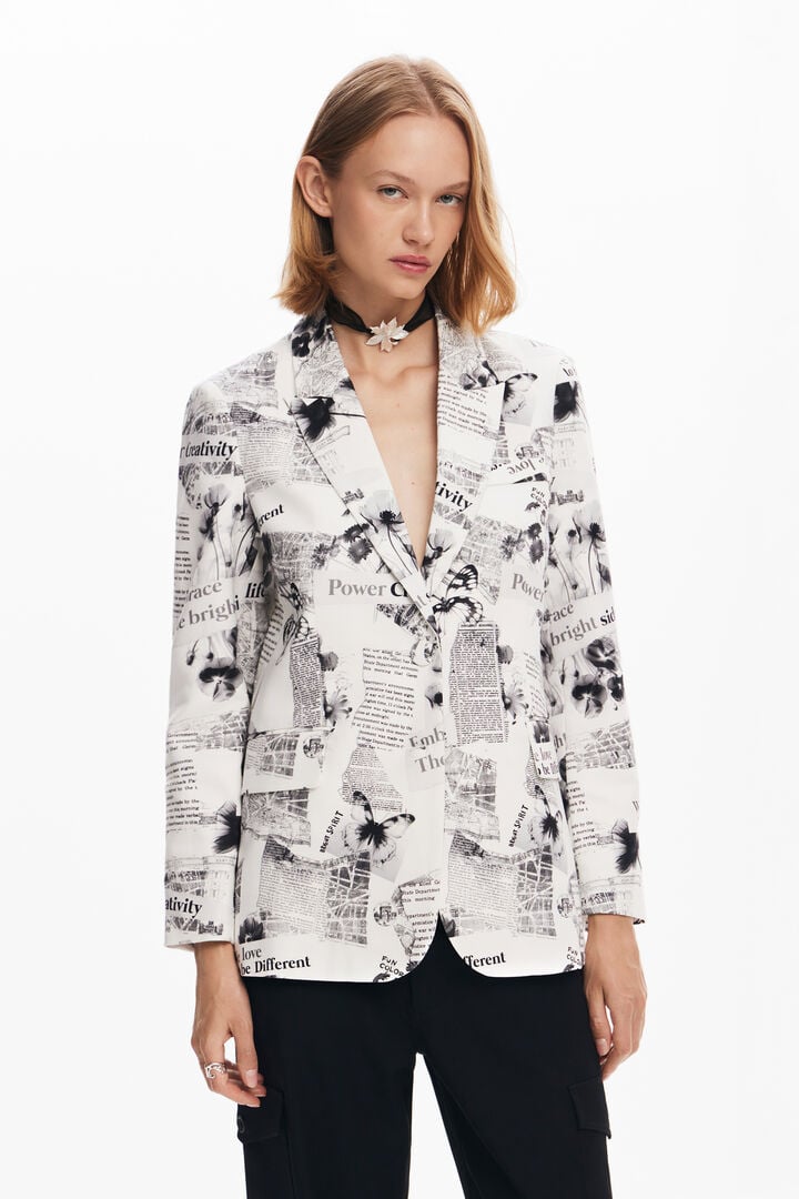Blazer recta texto y flores