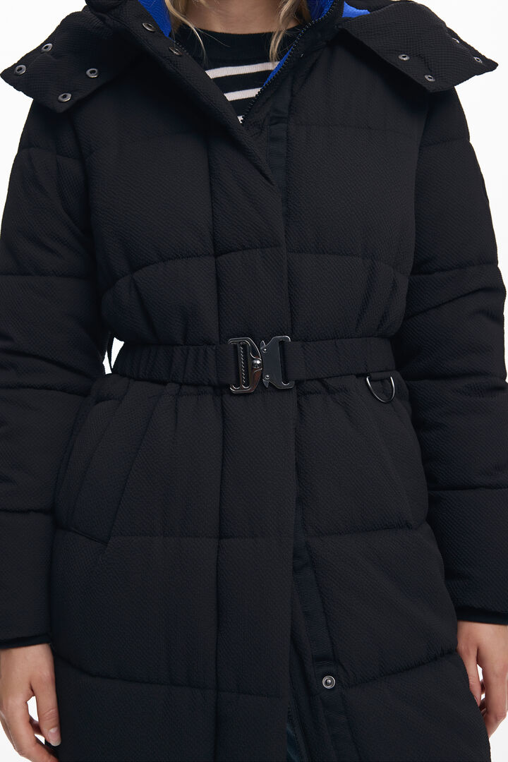 Lange gesteppte Jacke mit Gürtel | Desigual