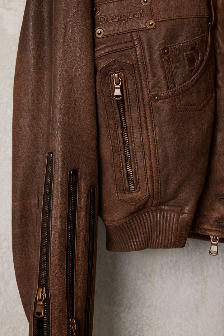Veste en cuir avec zips studio | Desigual