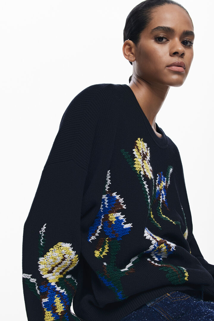 Pull jacquard à fleurs brodées | Desigual
