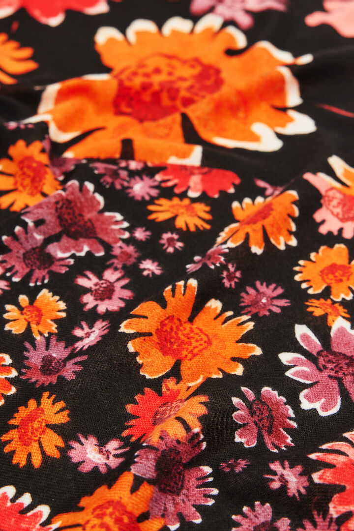 Rectangular floral foulard | Desigual