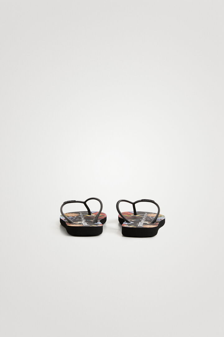 Seafloor flip-flops | Desigual