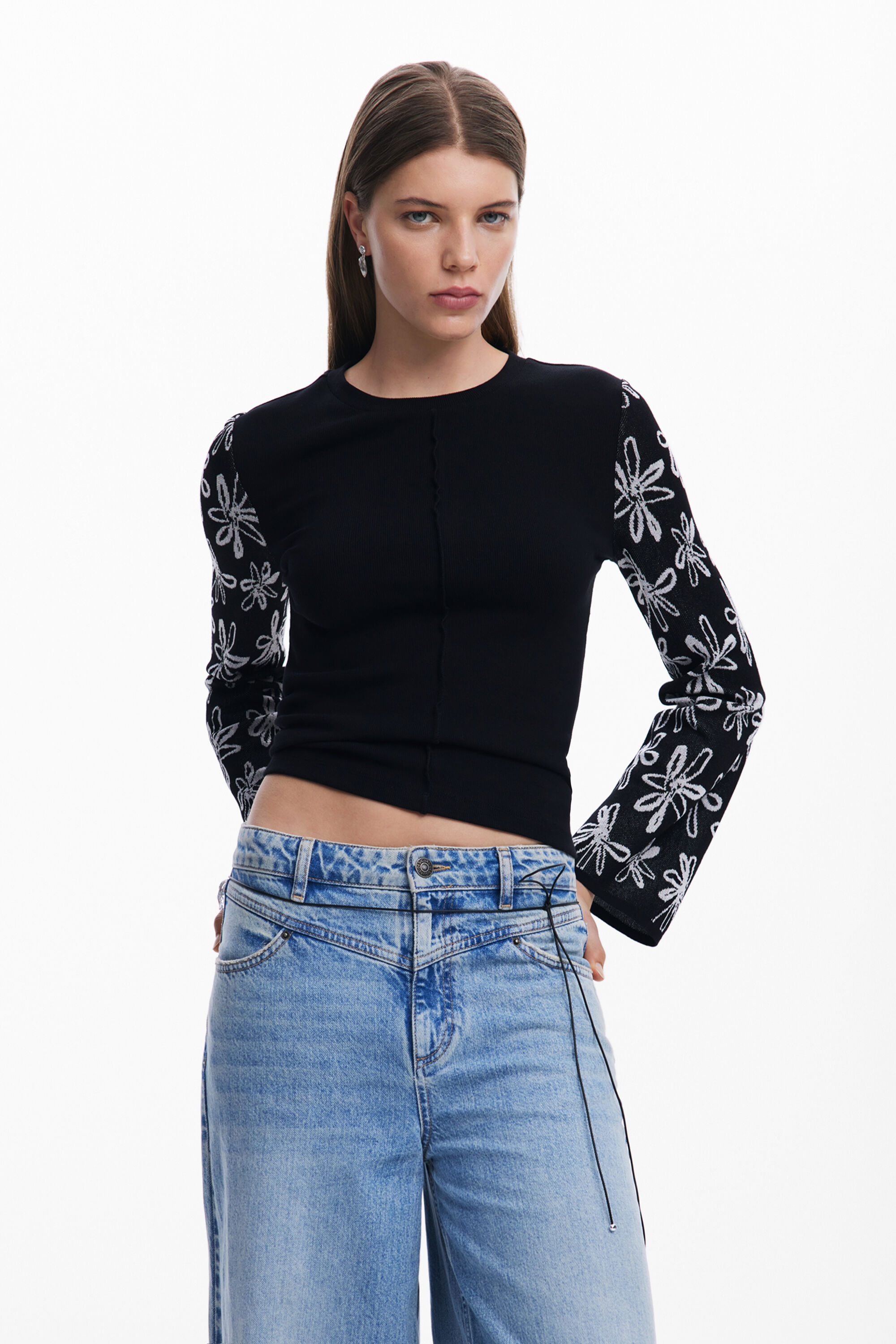 Lettering sleeve T-shirt