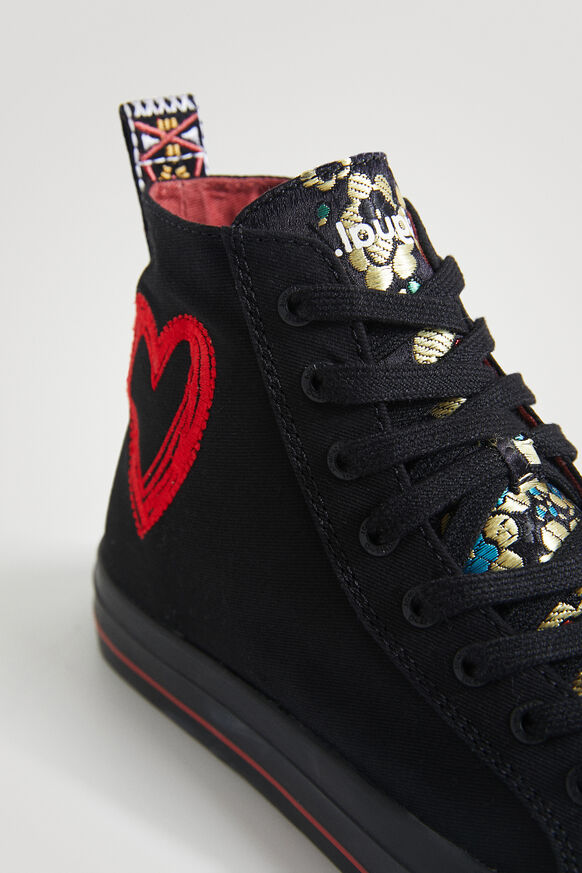 High-top sneakers embroidered | Desigual