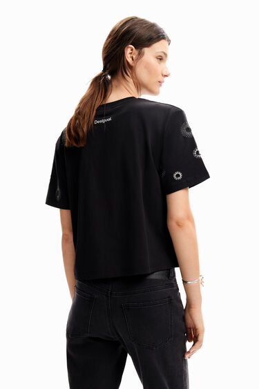 Oversize embroidered T-shirt | Desigual