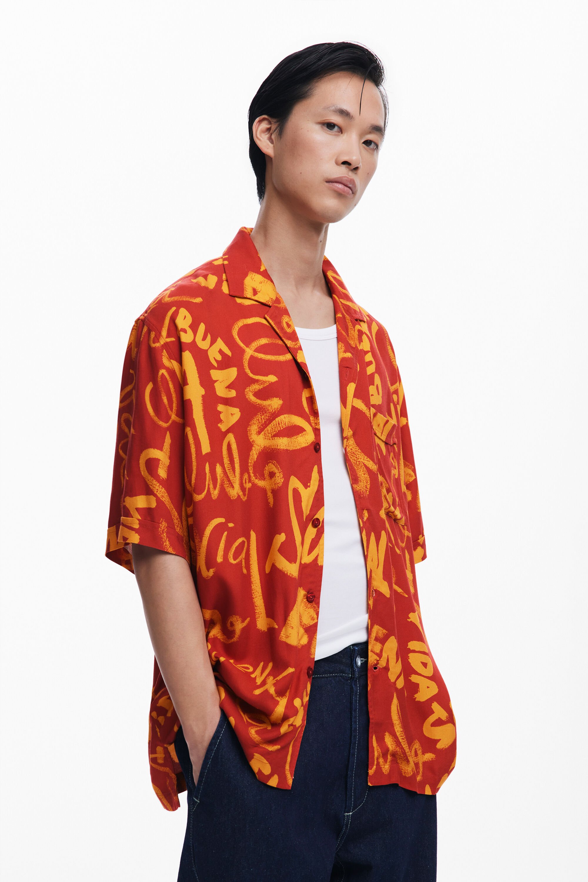 Short-sleeve lettering shirt