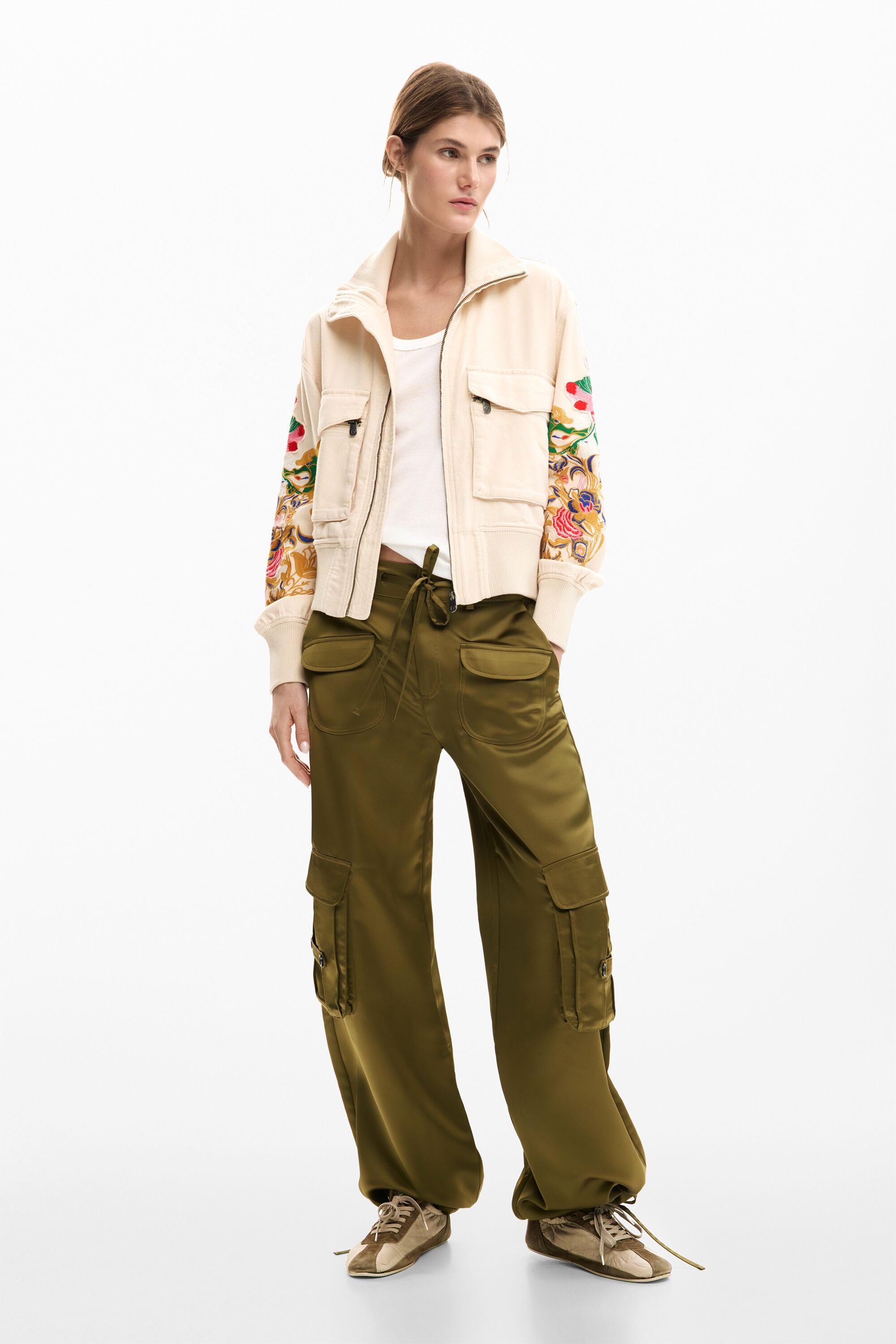 Floral patch jacket white Women's I Desigual.com