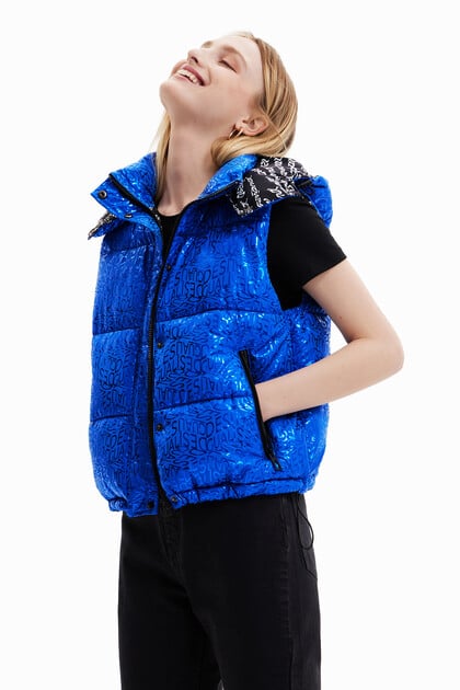 Logo quilted gilet