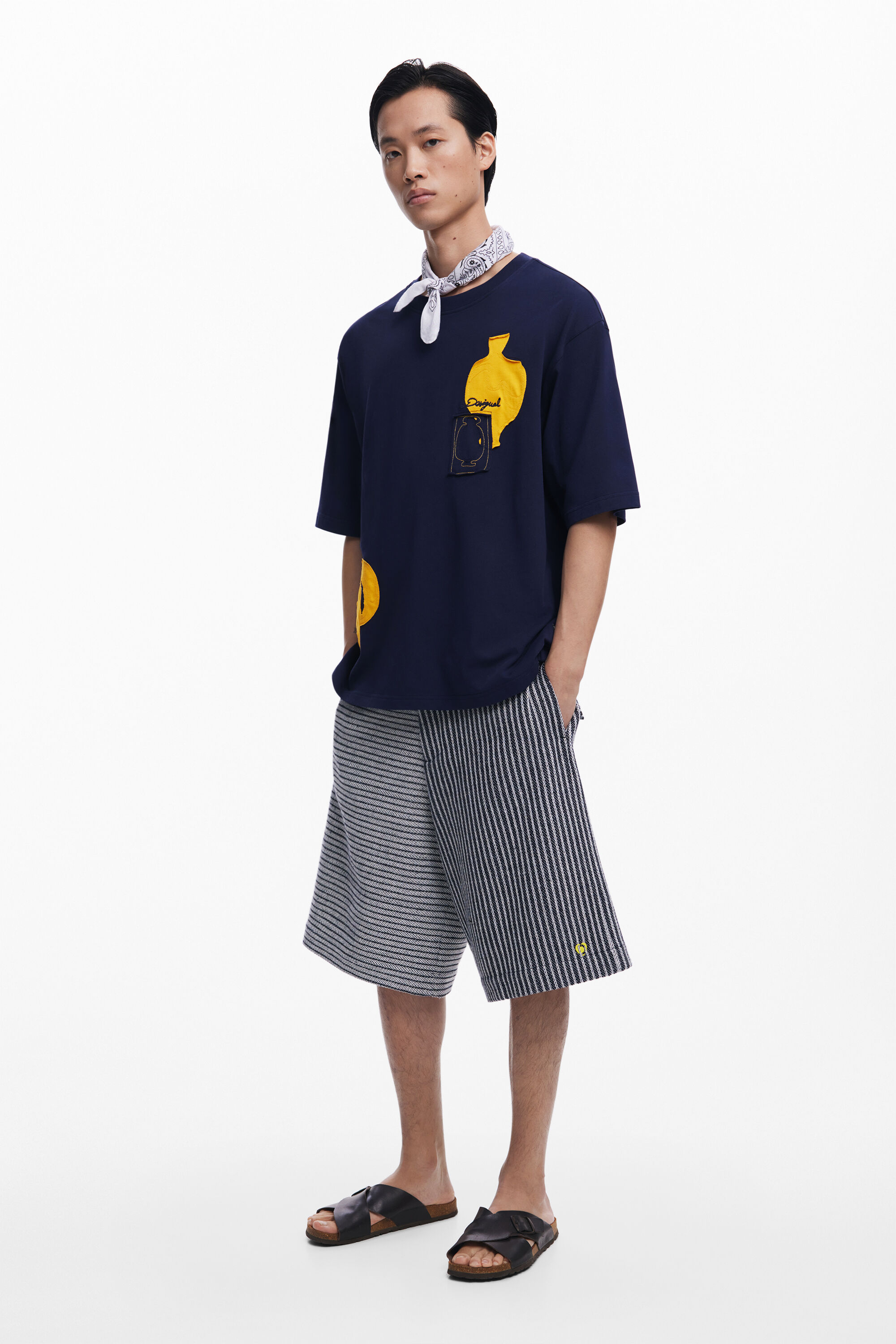Desigual 花瓶のtシャツ In Blue