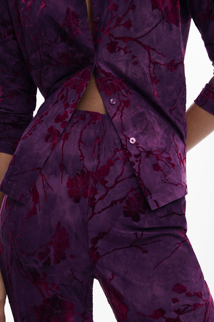 Pantalón fluido textura flared | Desigual