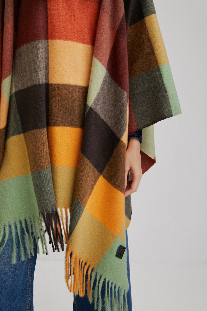 Tartan poncho hood | Desigual