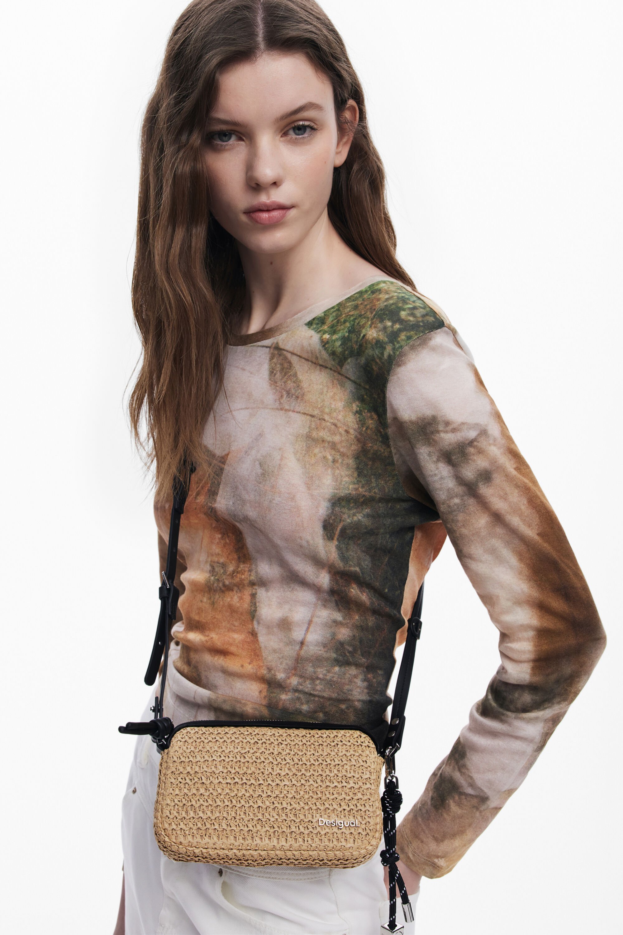 Desigual★ラフィア風☆合皮ストラップ☆クロスボディバッグ デシグアル Desigual ラフィアSバッグ （ホワイト） -靴