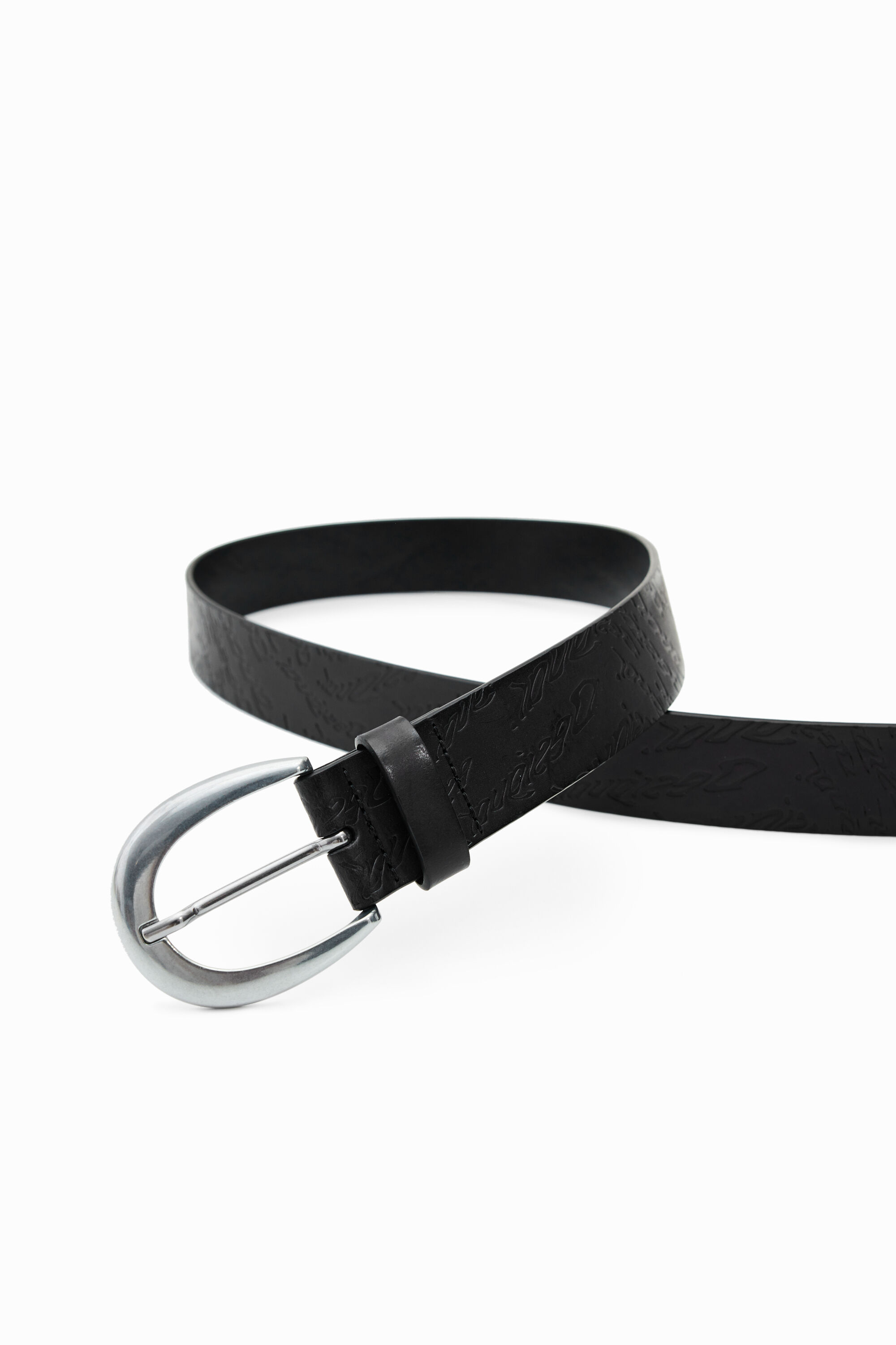 Ceinture boucle irrégulière