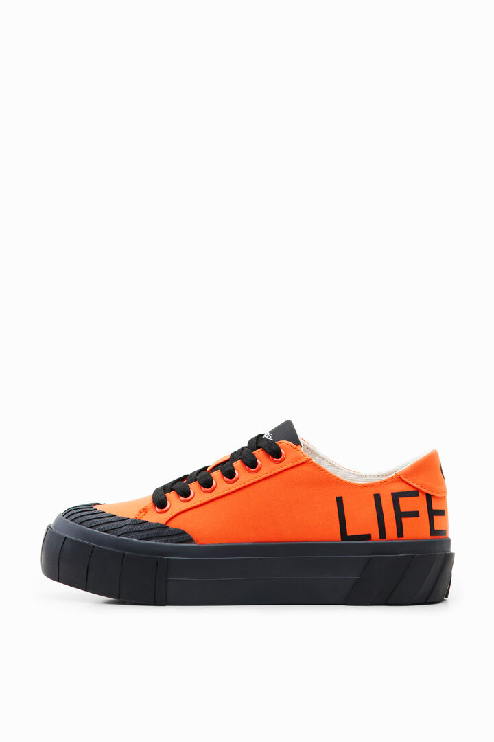 Sneakers met plateauzool en Life is Awesome