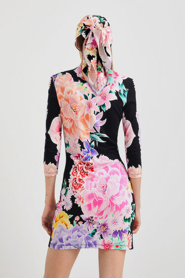 Korte slim fit jurk met bloemen | Desigual