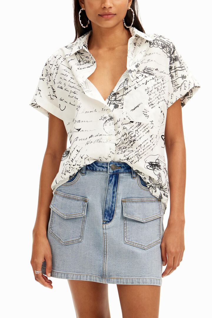 Short-sleeved shirt with texts. | Desigual