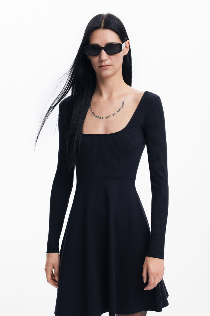 Vestido corto vuelo | Desigual