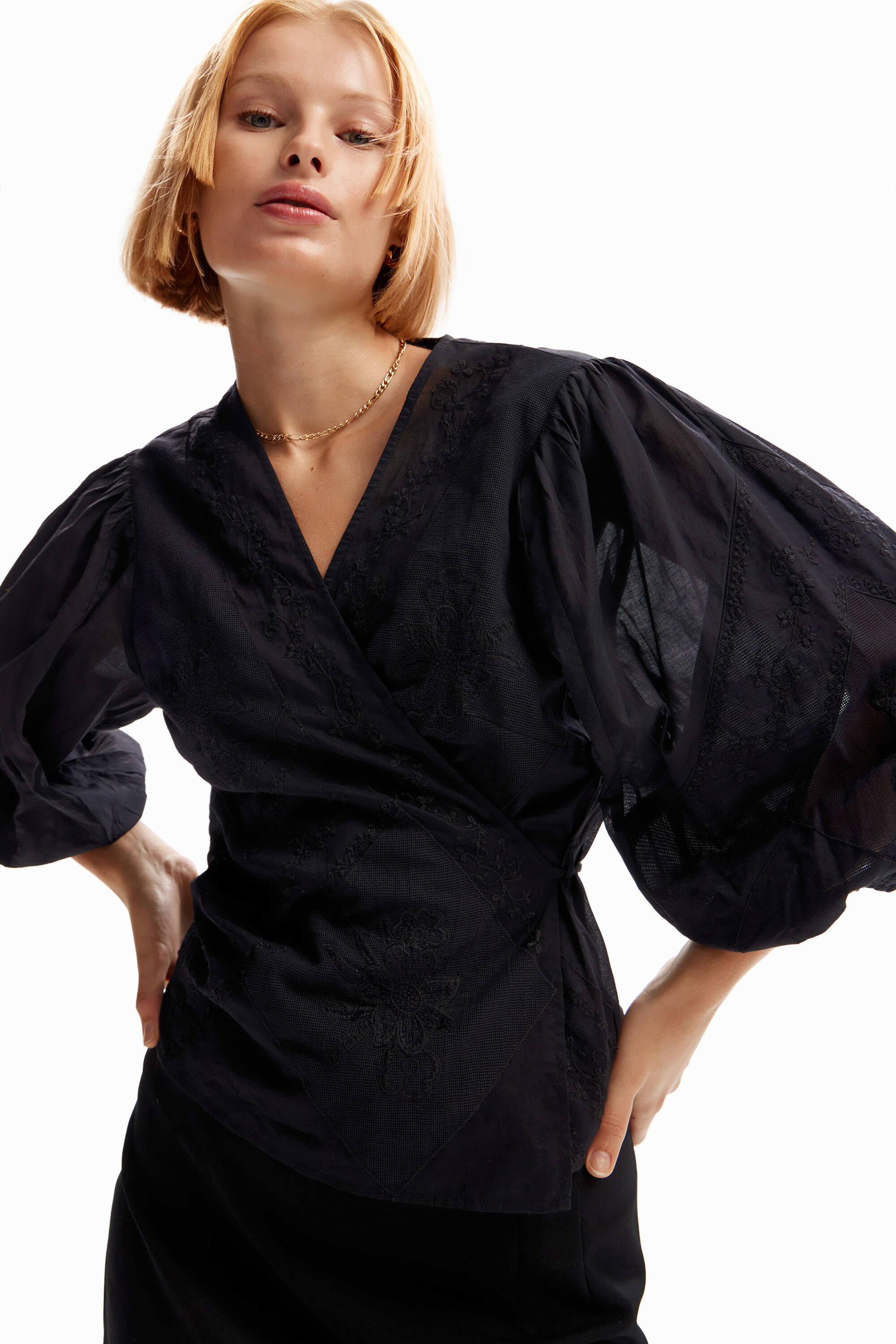 Bestickte Wickelbluse BLACK XS  - Onlineshop Desigual