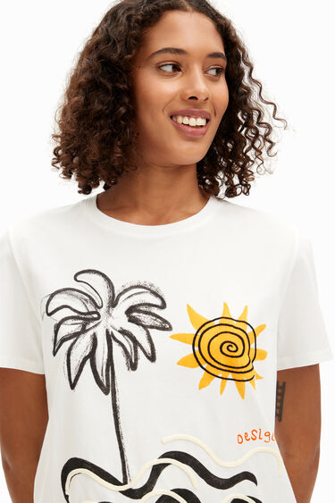 島 半袖のフラワーTシャツ | Desigual