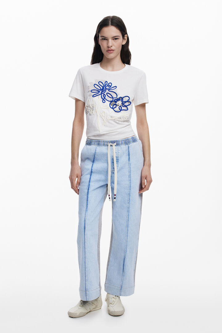 Camiseta flores cordón | Desigual