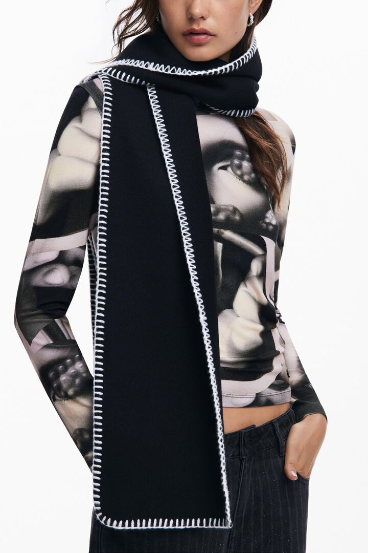 Poncho with scarf | Desigual
