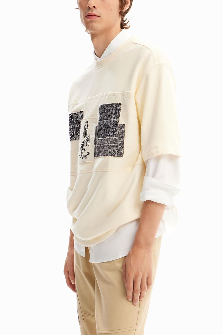 Camiseta patch bordados | Desigual