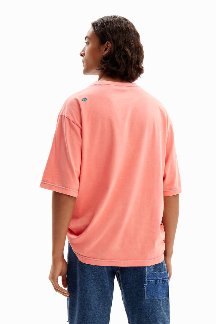 T-shirt with cutouts and pocket. | Desigual