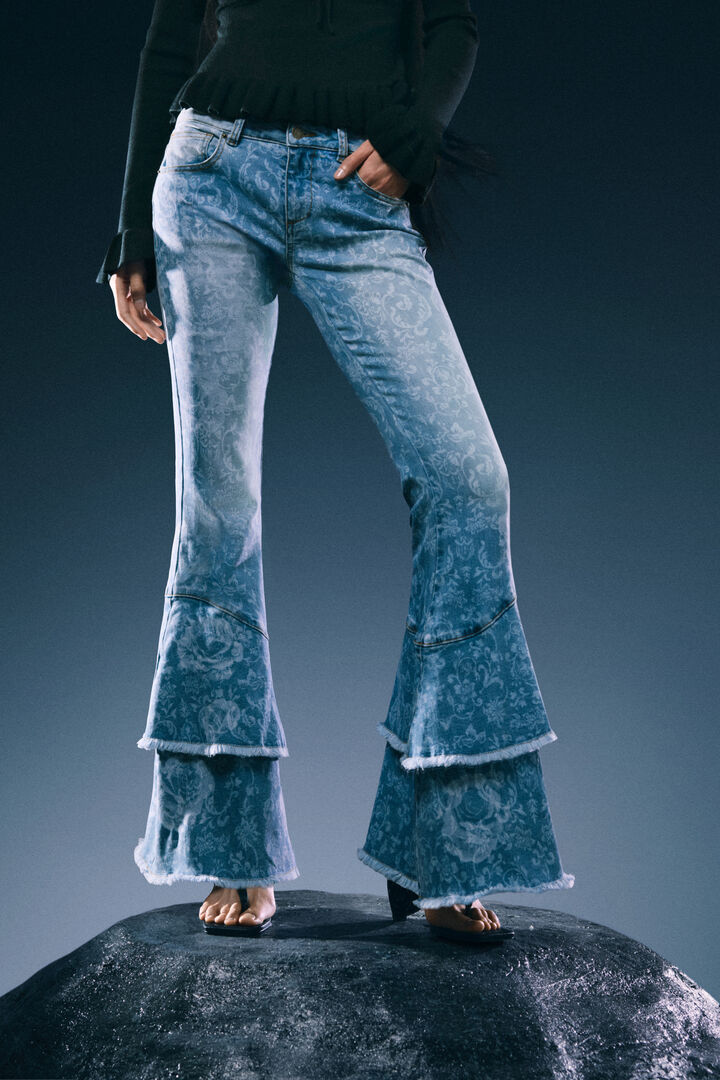 Printed Flare Jeans