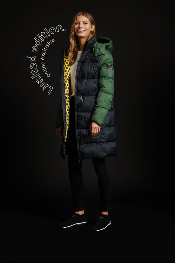 Manteau bicolore à capuche