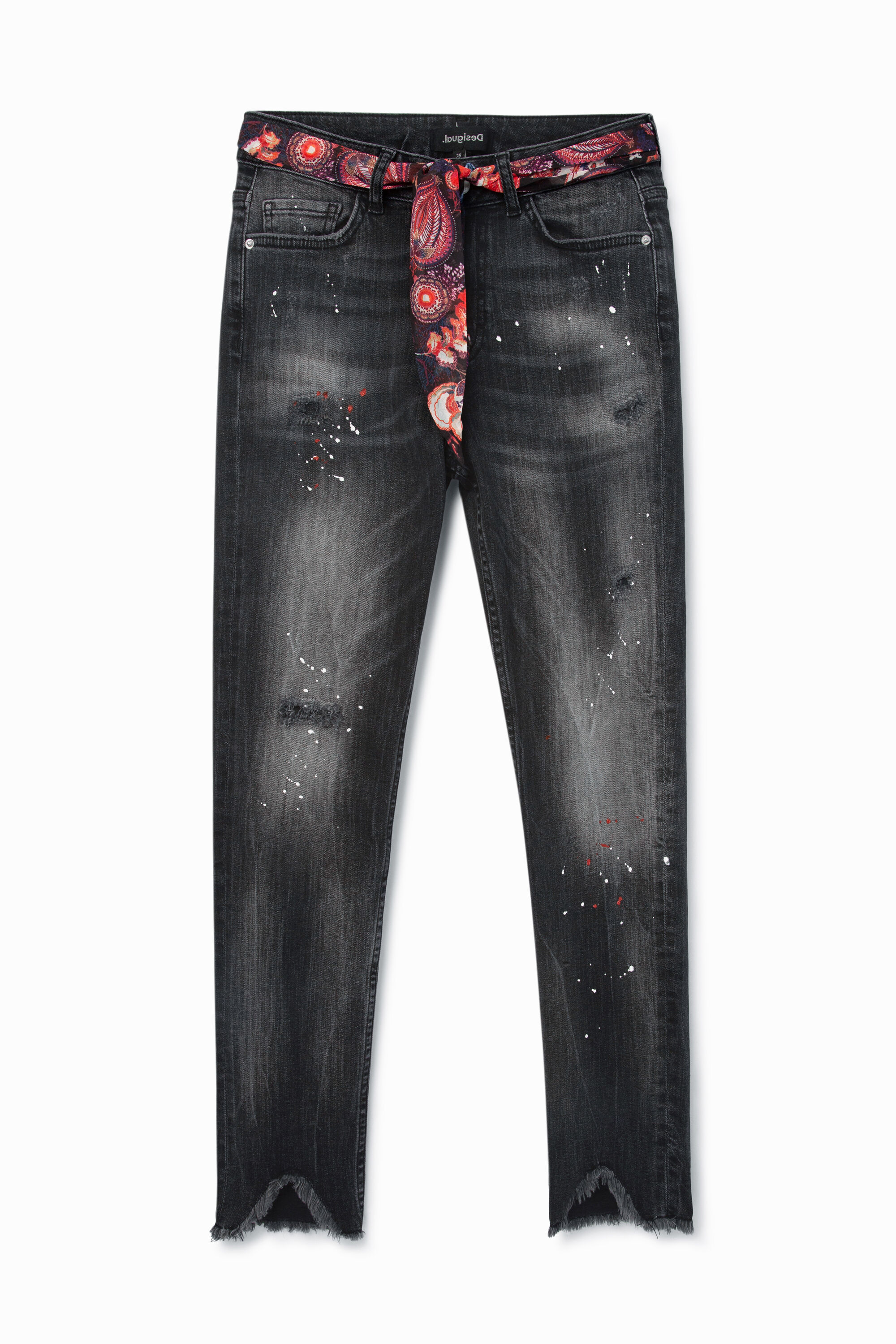 skinny jeans with belt