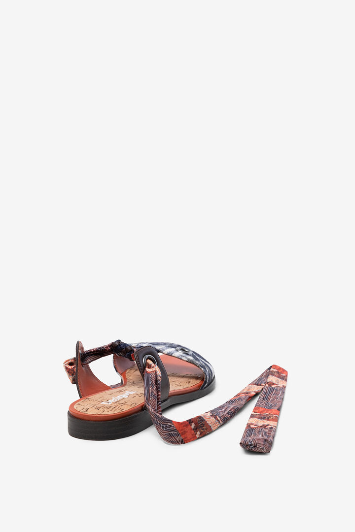 Ethnic sandals with ribbon | Desigual