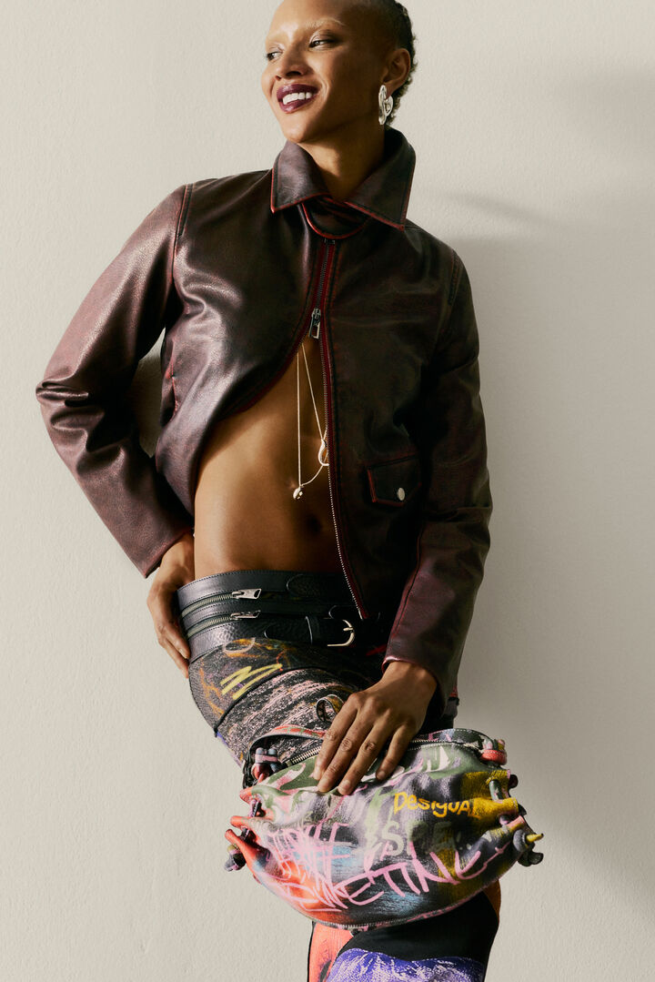 Casaco efeito pele bordô