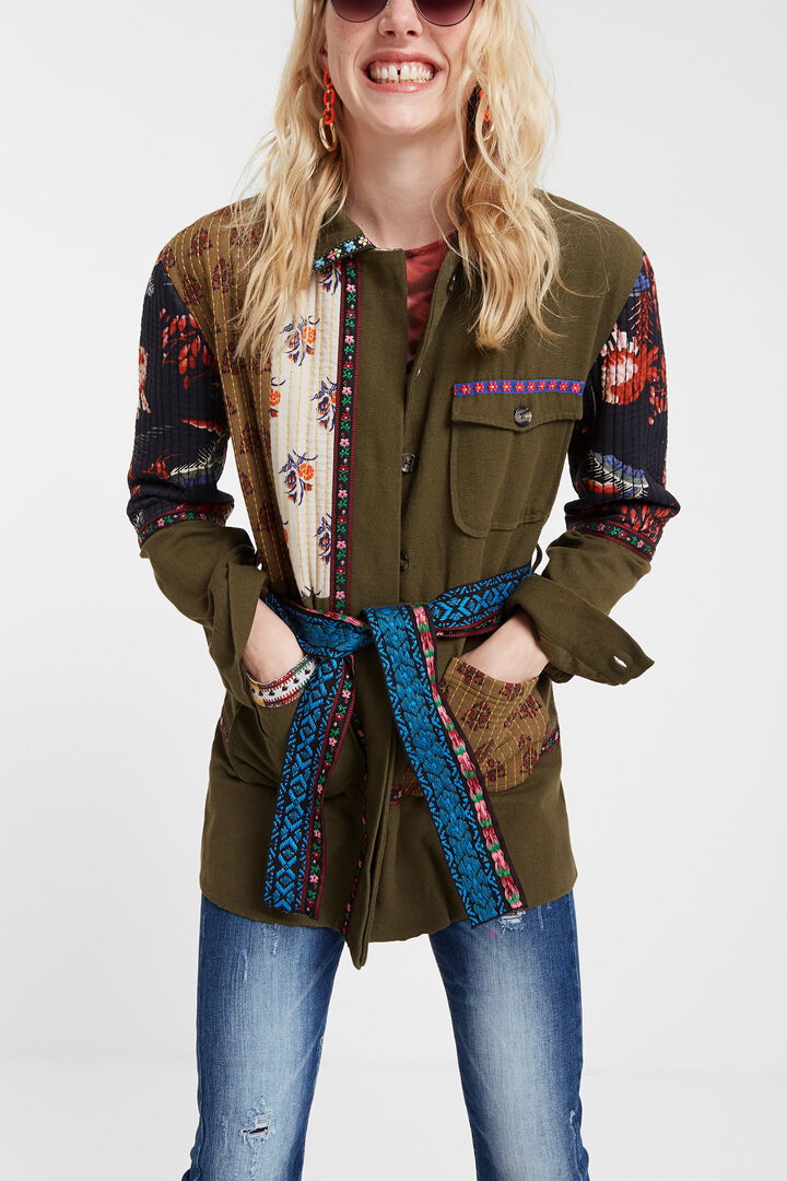Parka sahariana patch estampados | Desigual