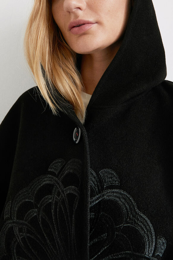 Embroidered poncho with hood | Desigual