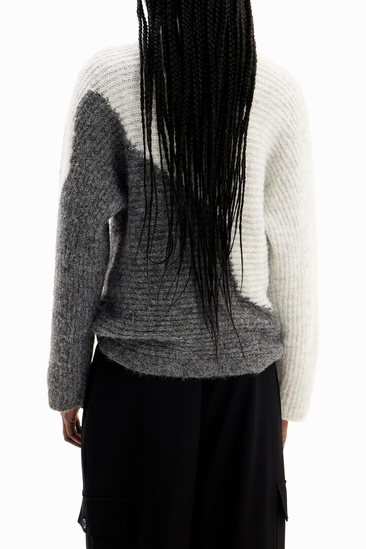 Oversize two-tone pullover | Desigual