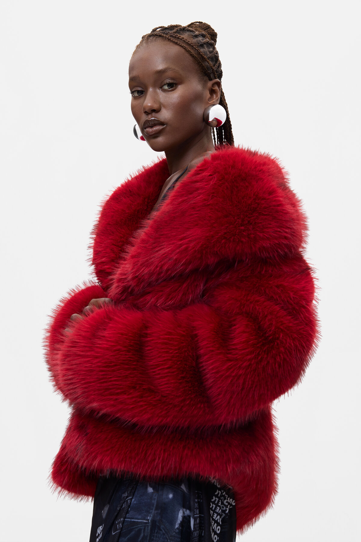 ショートコート ファー 赤 女性用 I Desigual.com