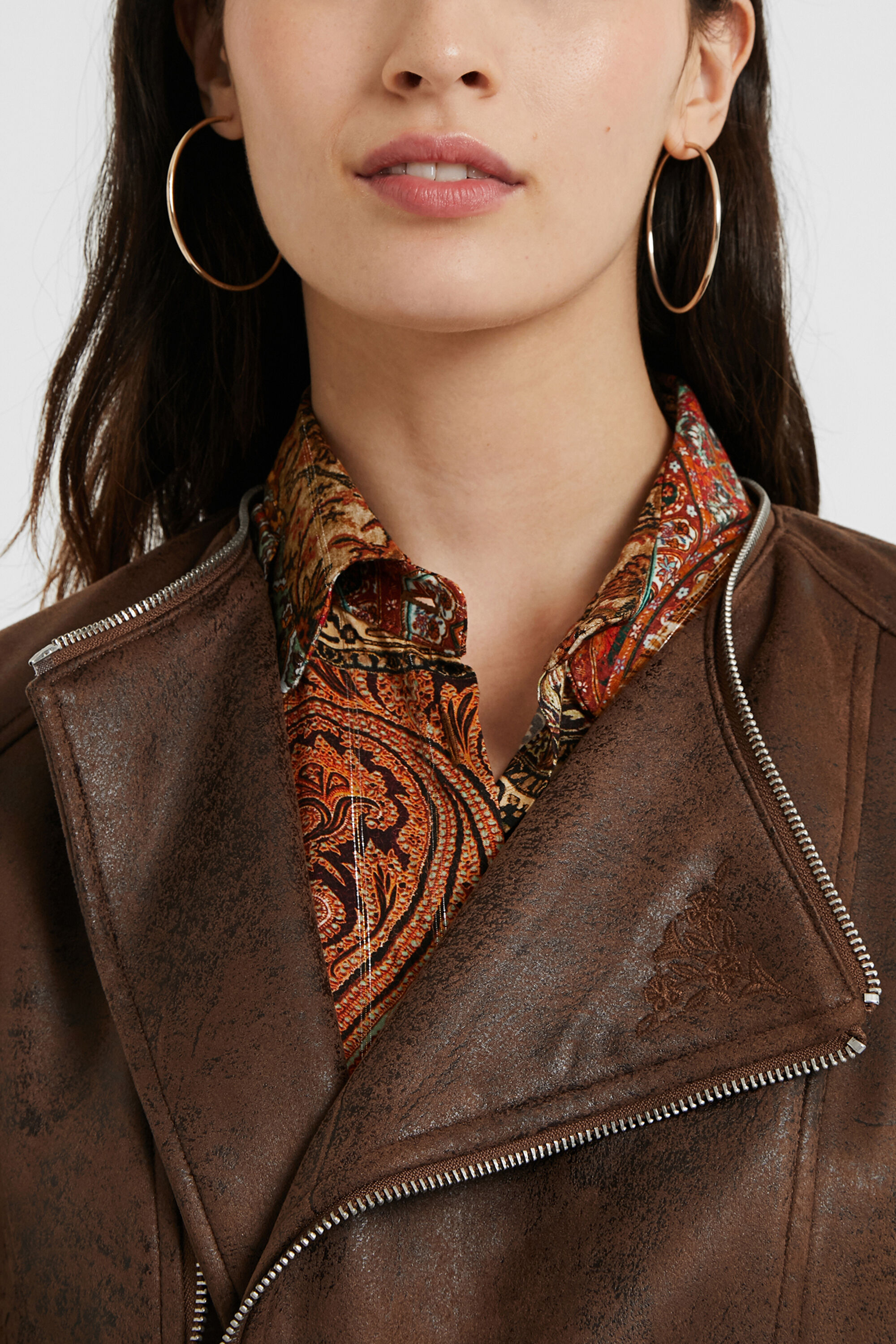Chaqueta Desigual Biker Slim Astrid. Envíos y regalo gratis.
