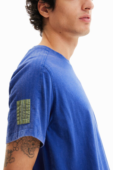 Camiseta lisa bordado | Desigual