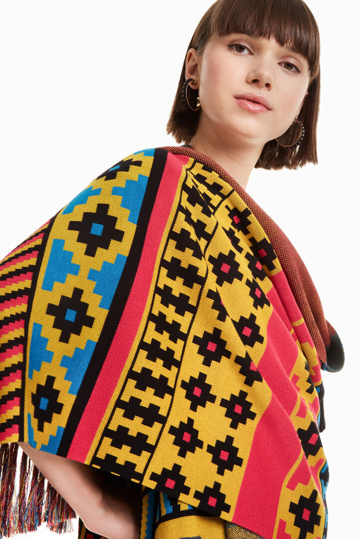 Ethnic square poncho | Desigual