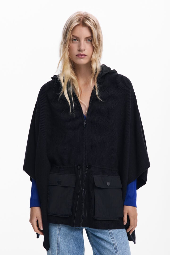 Poncho with hood and pockets | Desigual